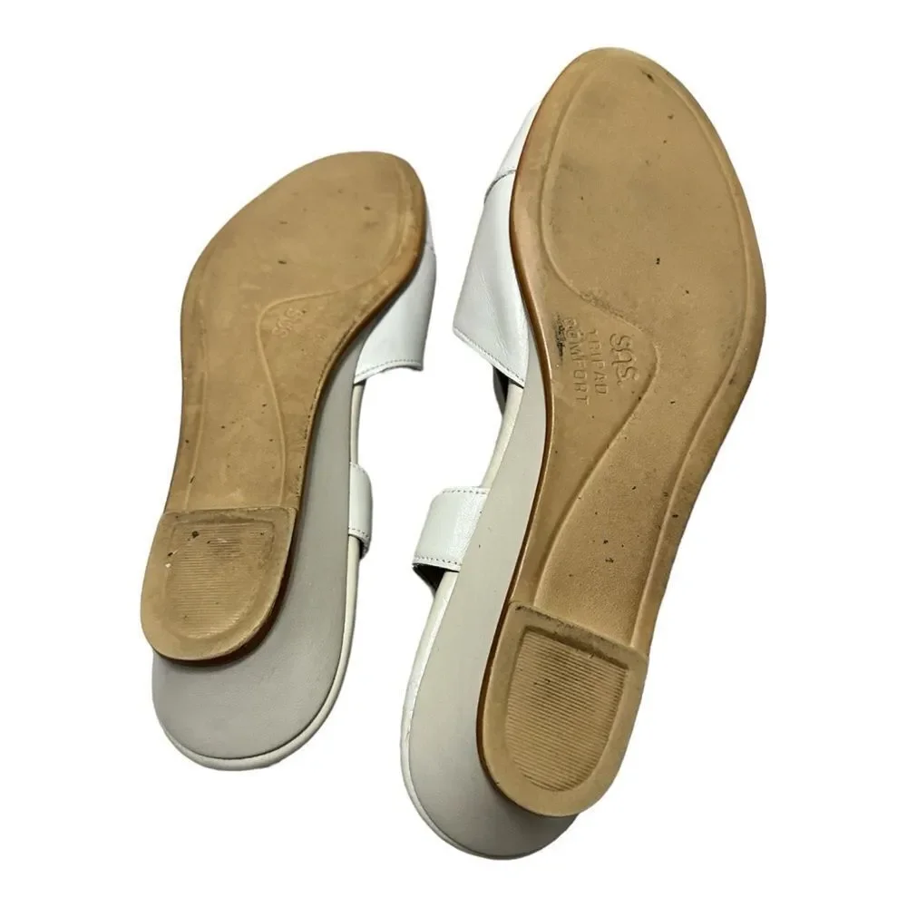 SAS Caress Size US 10.5N Sandal Bone Leather Buckle Tripad Comfort Wedge